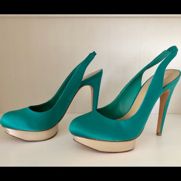 BCBG Fondly Island Platform Satin Sea Green Pump - Picture 2 of 8